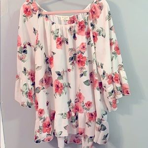 Free Kisses - Flowy Blouse